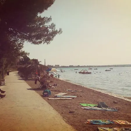 Apartment Apartmani Mersol Nin