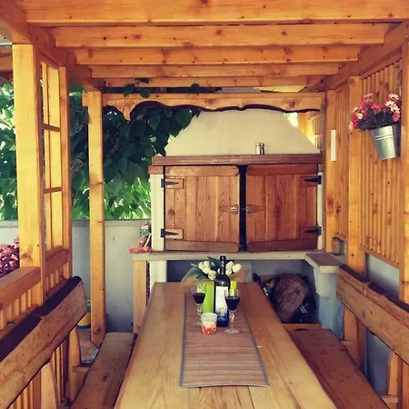 Apartmani Mersol *